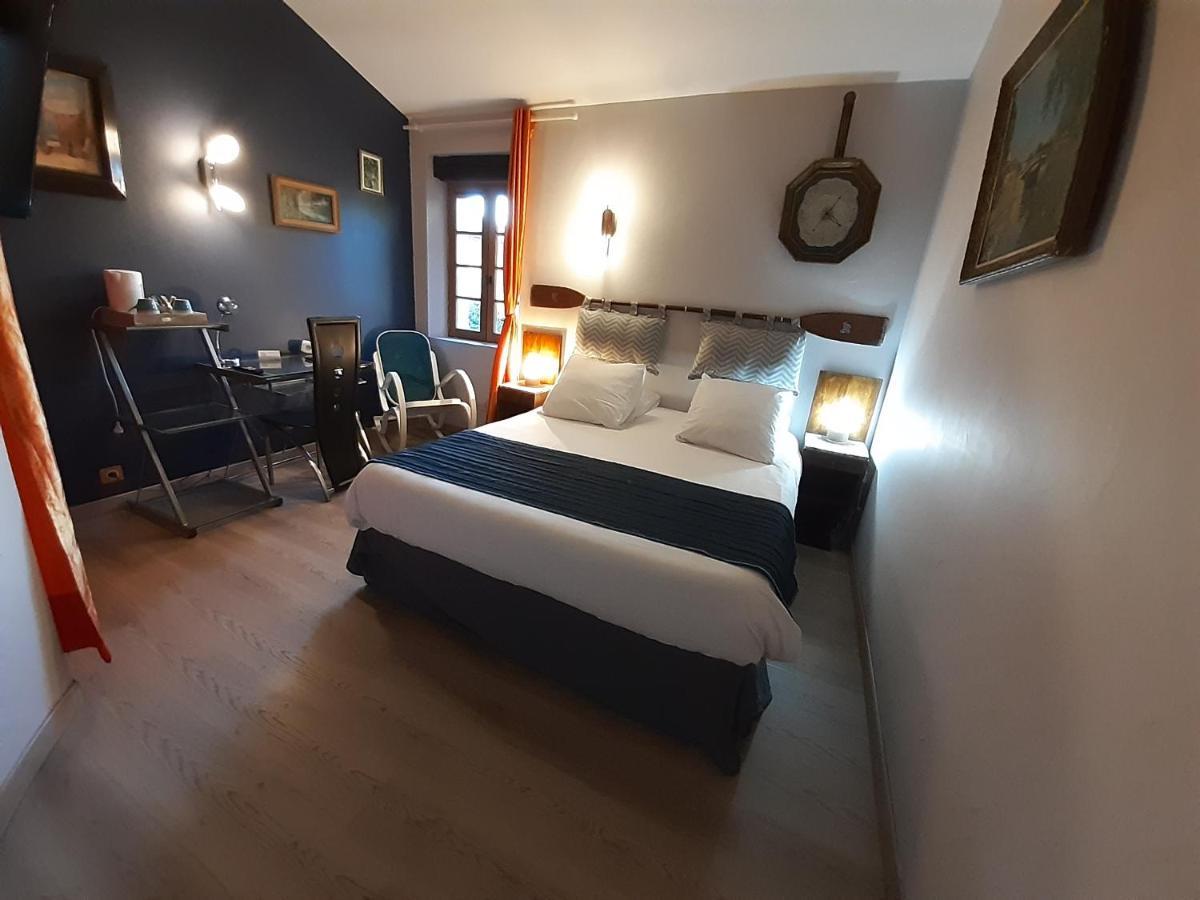 Bed and Breakfast Logis Domaine De Peyrolade Daux Exterior foto