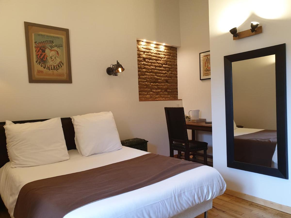 Bed and Breakfast Logis Domaine De Peyrolade Daux Exterior foto